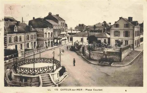 AK / Ansichtskarte CAYEUX -SUR-MER Abbeville 80 Somme Place Courbet