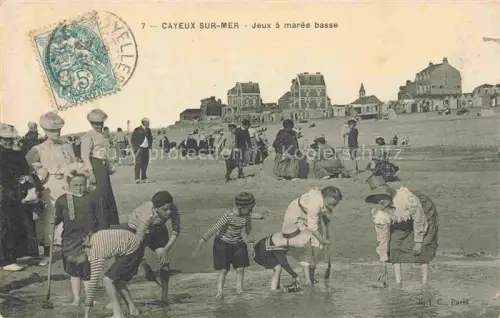 AK / Ansichtskarte CAYEUX -SUR-MER Abbeville 80 Somme Jeux à la plage à marée basse