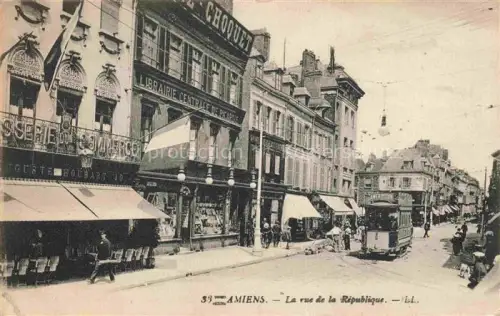 AK / Ansichtskarte AMIENS 80 Somme Rue de la République Tram