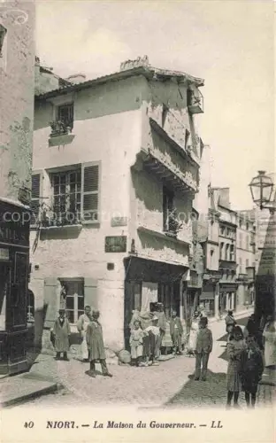 AK / Ansichtskarte NIORT 79 Deux-Sevres La Maison du Gouverneur