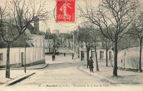 AK / Ansichtskarte Houdan Mantes-la-Jolie 78 Yvelins Perspective de la Rue de Paris