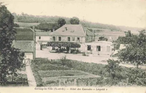 AK / Ansichtskarte Cernay-la-Ville Rambouillet 78 Yvelines Hôtel des Cascades Léopold
