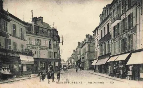 AK / Ansichtskarte MANTES-SUR-SEINE Mantes-la-Jolie 78 Yvelines Rue Nationale
