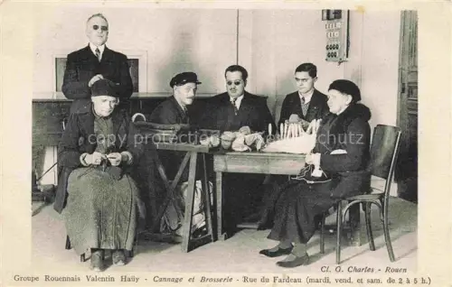 AK / Ansichtskarte ROUEN 76 Seine-Maritime Groupe Rouennais Valentin Hauey Cannage et Brosserie