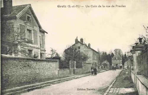 AK / Ansichtskarte Gretz-Armainvilliers 77 Seine-et-Marne Un coin de la Rue de Presles