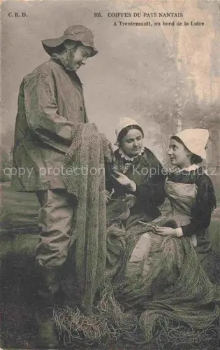 AK / Ansichtskarte Trentemoult Reze-les-Nantes 44 Loire-Atlantique Coiffes du pays nantain 