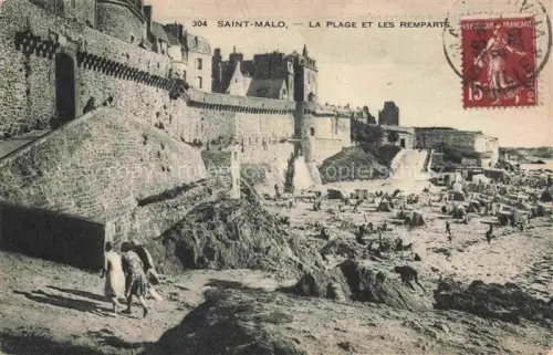AK / Ansichtskarte SAINT-MALO ST-MALO 35 La Plage et les Remparts
