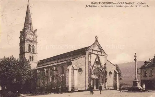 AK / Ansichtskarte Saint-Geoire-en-Valdaine La Tour-du-Pin 38 Isere Eglise Monument historique