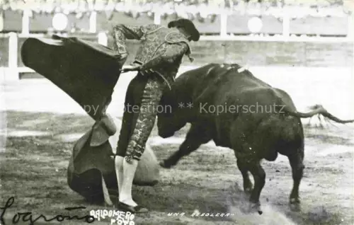 AK / Ansichtskarte Stierkampf Corrida de Toros Bullfight-- Spanien