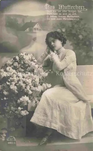 AK / Ansichtskarte Foto RKL Nr. 4883/2 Maedchen Mutterherz 