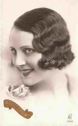 AK / Ansichtskarte Foto LEO Paris Nr. 5680 Frau Geburtstag Aniversaire 