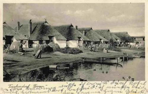 AK / Ansichtskarte Kamp Pommern Kepa PL Fischerdorf Reetdachhaeuser