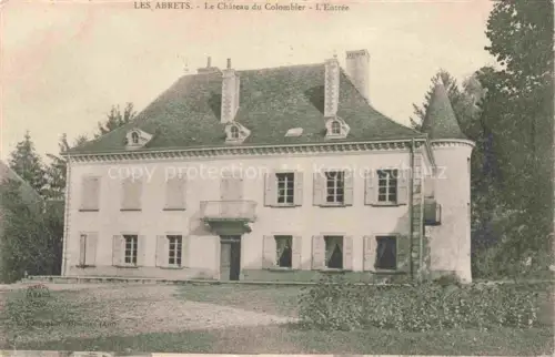 AK / Ansichtskarte Les Abrets La Tour-du-Pin 38 Isere Le Chateau du Colombier L'Entree
