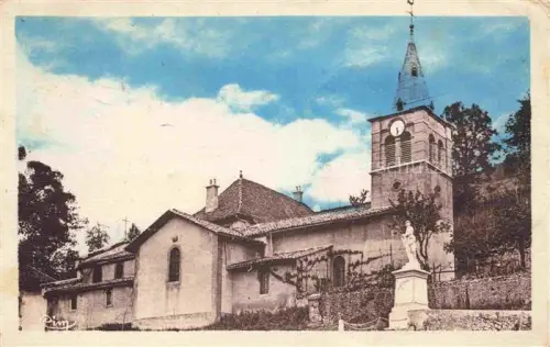 AK / Ansichtskarte Massieu La Tour-du-Pin 38 Isere Eglise et le Monument
