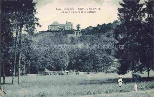 AK / Ansichtskarte Uriage-les-Bains GRENOBLE 38 Isere Un Coin du Parc et le Chateau