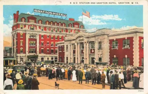 AK / Ansichtskarte Grafton West Virginia USA B. and O. Station and Grafton Hotel