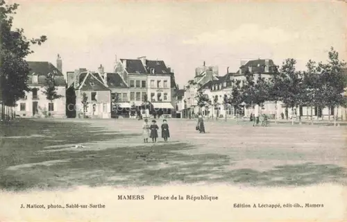AK / Ansichtskarte MAMERS 72 Sarthe Place de la République
