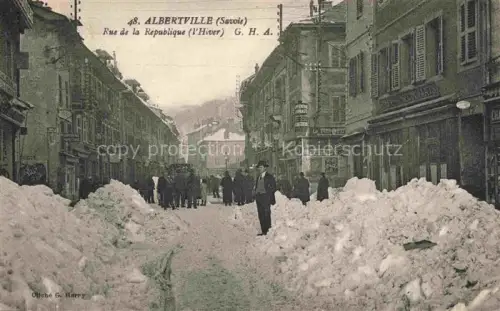 AK / Ansichtskarte ALBERTVILLE 73 Savoie Rue de la République en hiver