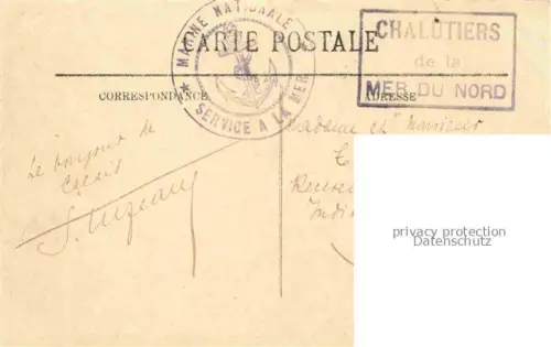 AK / Ansichtskarte Schiffe Binnenschifffahrt Calais The Queen Avant Port 