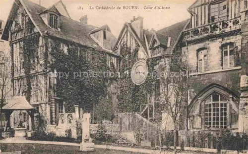AK / Ansichtskarte ROUEN 76 Seine-Maritime Cathedrale  Cour Albane