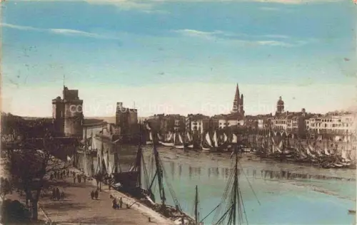 AK / Ansichtskarte LA ROCHELLE 17 Charente-Maritime Port de La Rochelle