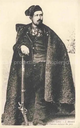 AK / Ansichtskarte CORSE  Corte Ile de Korsika Type Corse J Moretti dans l'ancien costume du pays