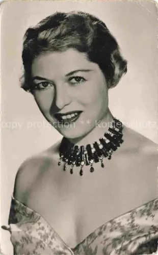 AK / Ansichtskarte Actrice Attore Attrice SchauspielerIN Actor Acteur-- Marjane Kette schmuck 