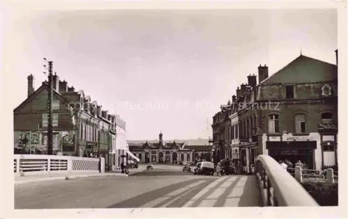 AK / Ansichtskarte ABBEVILLE 80 Somme Avenue de la Gare et la gare