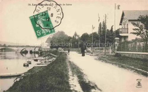 AK / Ansichtskarte Les Mureaux Mantes-la-Jolie 78 Yvelines Aux bords de la Seine