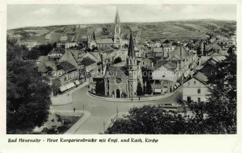 AK / Ansichtskarte BAD NEUENAHR-AHRWEILER Neue Kurgartenbruecke Evangelische und Katholische Kirche