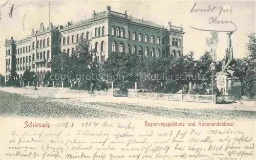 AK / Ansichtskarte Schleswig Schlei Erfde Schleswig-Holstein Regierungsgebaeude und Kanonendenkmal