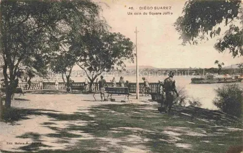 AK / Ansichtskarte Diego Suarez Madagaskar Un coin du Square Joffre