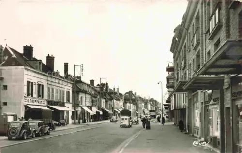 AK / Ansichtskarte TROYES 10 Aube Avenue Pierre Brossolette Route de Dijon et d'Auxerre