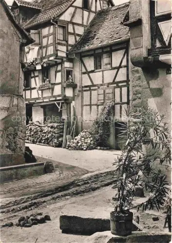 AK / Ansichtskarte Riquewihr Ribeauville 68 Haut Rhin Vieille Maison Alsacienne