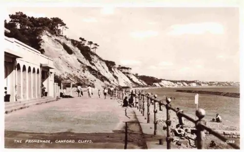 AK / Ansichtskarte Canford Cliffs Poole Bournemouth UK The Promenade