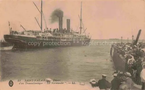 AK / Ansichtskarte Schiffe Oceanliner Saint Nazaire Depart Transatlantique la Normandie 