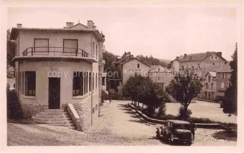 AK / Ansichtskarte Le Chambon-sur-Lignon 43 Haute-Loire La nouvelle poste et Place Centrale