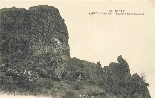 AK / Ansichtskarte Saint-Chamant Mauriac 15 Cantal Rochers du Pigeonnier