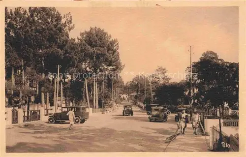 AK / Ansichtskarte Hossegor Soorts-Hossegor DAX 40 Landes Les Avenues conduisant au Pont sur la Coursat