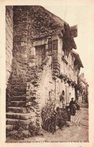 AK / Ansichtskarte Mennetou-sur-Cher Romorantin-Lanthenay 41 Loir-et-Cher Vieil escalier montant a la Porte du Nord