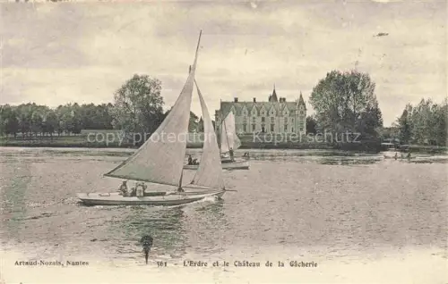 AK / Ansichtskarte Chapelle-sur-Erdre La NANTES 44 Loire-Atlantique L'Erdre et le Chateau de la Gacherie