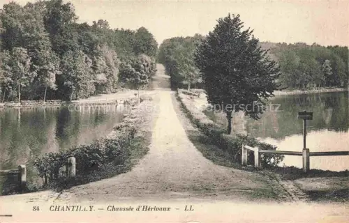 AK / Ansichtskarte Chantilly SENLIS 60 Oise Chaussée d'Hérivaux