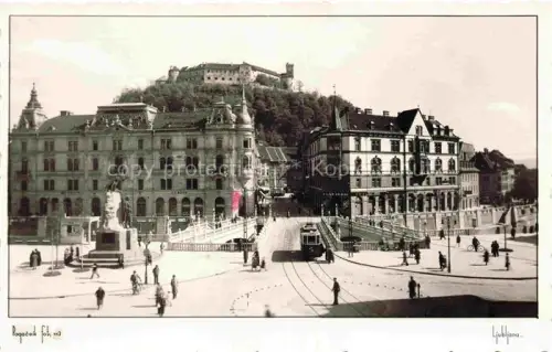 AK / Ansichtskarte Ljubliane LJUBLJANA Laibach Slovenia Motiv Stadtzentrum Bruecke Denkmal Schloss
