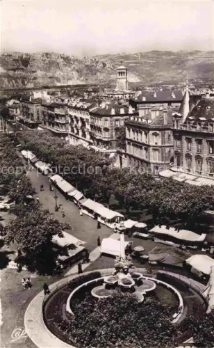 AK / Ansichtskarte VALENCE -SUR-RHONE 26 Drome Vue panoramique sur la ville Fontaine Monumentale