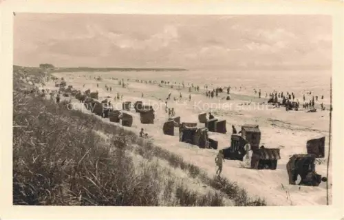 AK / Ansichtskarte Dierhagen Ostseebad Strandleben in der Ferne Kurhaus Neuhaus Handabzug