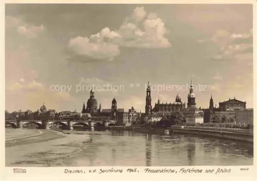 AK / Ansichtskarte Foto Hahn Nr. 10817 Dresden Frauenkirche Hofkirche Elbe  