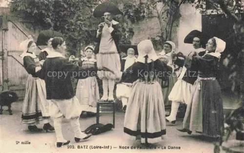 AK / Ansichtskarte Batz-sur-Mer Saint-Nazaire 44 Loire-Atlantique Noce de Paludiers La Danse