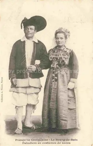 AK / Ansichtskarte Bourg-de-Batz Le Morlaix 29 Finistere Paludiers en costumes de noces