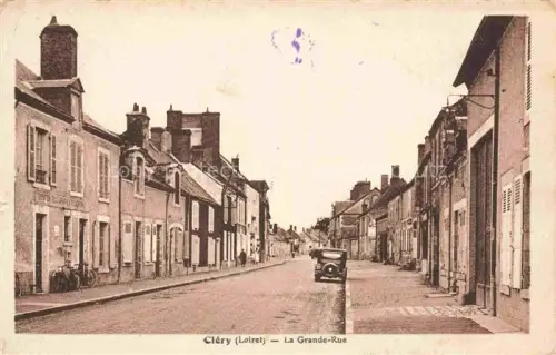 AK / Ansichtskarte Clery -Saint-Andre 45 Loiret La Grande Rue