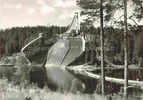 AK / Ansichtskarte Holmenkollbakken Holmenkollen Oslo Norway Sprungschanze
